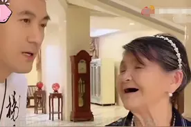 开车在家遛弯？杨子家里到底有多豪？紫檀木家具，墙角是大件玉器图片