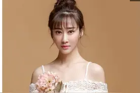 出演过多部抗战剧的唐妤萌，名气不大但是你一定眼熟图片