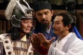 赤壁之战，都说曹操是败于诸葛亮、周瑜之手，其实这一切都是天意图片