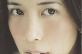 莫文蔚晒素颜自拍照，并与大家分享歌曲《忽然之间》背后故事图片