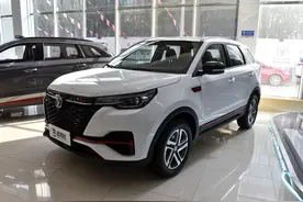 动力好油耗低，10万带T的SUV，带你看长安CS55PLUS图片