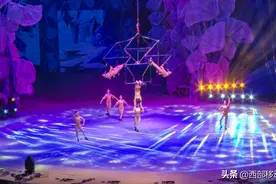 抚仙湖国际马戏大剧院首演震撼！人气爆棚图片