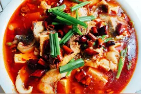 食材仅20块钱的“香辣豆腐鱼”，2倍的蛋白质，减肥也能吃过瘾图片
