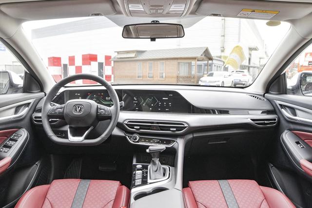 为何说买长安逸动PLUS要选1.4T，多花1万上顶配，值吗？