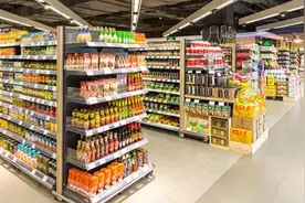 齐齐哈尔市民在大润发龙沙店买瓶饮料喝完剧烈呕吐竟还能点燃！啥原因？图片