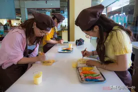 想吃巧克力不用去欧洲，浙江嘉兴能生产瑞士巧克力，每分钟600块图片