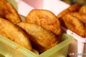 河南大姐城市里卖农村集市“扛把子”美食，更让城里人百吃不厌图片