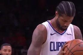 快船103-104太阳！苏群曝内情，乔治惹争议，谁注意保罗举动图片