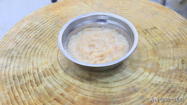 鸡胸肉这样做超好吃，荤素搭配，营养美味，做法也特别简单