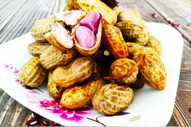 教你煮盐水五香花生，美味多汁，香飘老远，对门老王闻味就来了图片