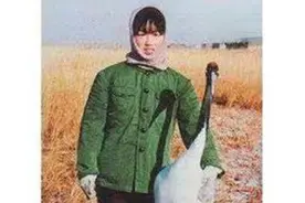“驯鹤姑娘”徐秀娟：我国首位环保烈士，为保护丹顶鹤23岁牺牲图片
