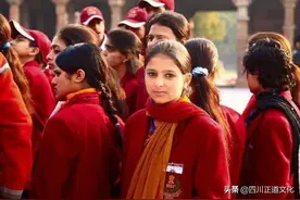 印度高考数学难度“逆天”，看完几道真题，中国网友：打扰了图片