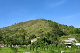 梅州一豪华古墓，刘氏广东始祖葬于兴宁，建成后14个孙子都做官图片