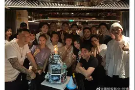 郭小四，和被毁掉的男宠们图片