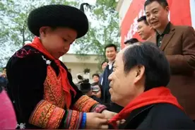 坚持24年教育公益长跑 杨国强家族再登福布斯中国慈善榜位列TOP4图片
