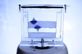 法国科学家在地球上实现了反重力图片