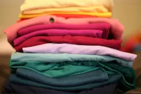 衣服买大一号明年还能穿吗？给娃买衣服，要遵循“3大4正好”图片