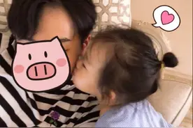 伊能静深夜晒儿女亲脸照！叹生命尊贵不分性别，疑再回应哈利女装图片