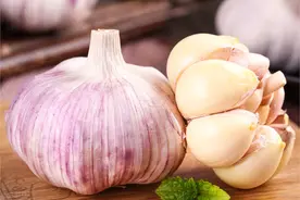 大蒜营养丰富，医药两用，来了解一下它的小知识，早知道早受益图片