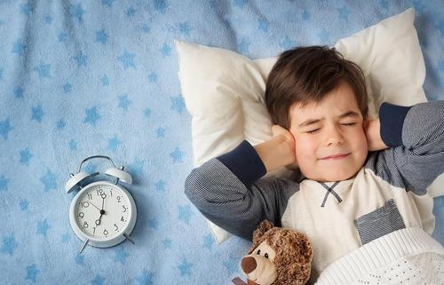 姘ㄥ熀閰镐唬璋㈢梾鐨勬偅鑰咃紝鍙戠梾鍚庣殑鐥囩姸琛ㄧ幇涓ラ噸锛屾湰鐥呰繕鏈夐仐浼犲€惧悜