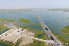 台特玛湖生态持续改善 金秋美景惹人醉图片