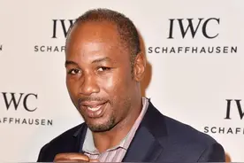 拳王刘易斯：我是五维拳手，即使在泰森巅峰时期，我也可以KO他图片