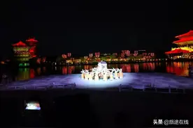 国庆假第五天，开封雨中看《大宋东京梦华》，也是不错的人生体验图片