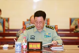 79集团军首任军长晋升中将仅半年又履新 四年间横跨四战区图片