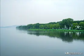 “又得浮生一日凉”，走背字的苏轼，随遇而安，顺其自然图片