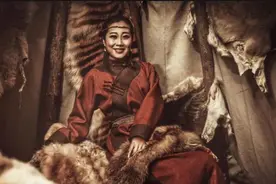 收继婚让她嫁小26岁曾孙，40多岁高龄生育8个子女，三对是双胞胎图片