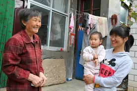 28岁的她靠“种草”，年赚10万，别人养殖她服务，别人赔钱她致富图片