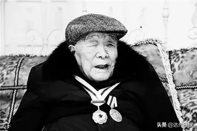 少年参军、三过草地、身经百战、饱受酷刑、与部队失联 达州老红军卢炳发逝世 享年103岁图片