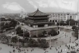 1980年代陕西西安钟鼓楼兵马俑大小雁塔华清池及乾县乾陵景象图片