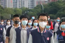【直击复课首日】珠海返校复学，这名学生的见面礼“够实在”图片