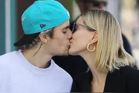 贾斯汀·比伯和妻子街头约会！面对狗仔队大胆示爱，酸倒一片乐迷图片