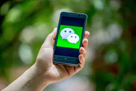 原来微信拍视频还能添加字幕和配乐，既简单又好玩，快教父母学会图片