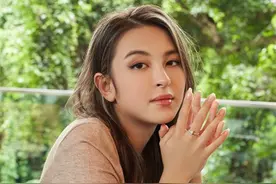 张智霖外甥女与百亿富三代分手，男方携新女友高调亮相，新人胜旧图片