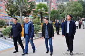 南阳市财政局基层财政服务中心到红泥湾镇开展新时代文明实践“献暖暖爱心”暨美丽乡村成果调研活动图片