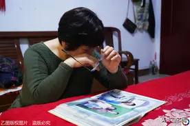 失独母亲为抚平丧子之痛，40岁再生儿子，未料13年后结果让她崩溃图片