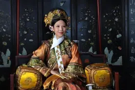 满清八旗贵族姓氏去了哪里？娱乐圈可能隐藏的大清皇后族人图片