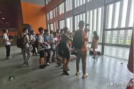 一网红以一己之力毁掉广州漫展，网友：你想红的样子，真丑图片