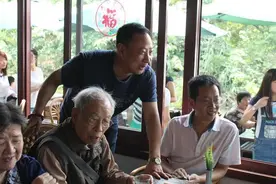 2021原民办教师养老的问题该如何解决，老教师说了公道话图片