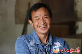 「十堰」一张笑脸，一个故事，竹山男子“焊接”的残缺人生图片