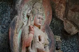石钟山石窟三位专家讲解，这待遇没谁了，有趣还发现最早的背包客图片