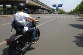 摩托每天开大概60公里左右，买什么摩托合适？视频封面