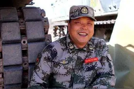 当年汶川地震，那个叫总理让路的“最牛士兵”，如今怎样了？图片