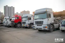 盘点大件车界的那些“老大哥”，拉100吨轻而易举图片