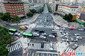 甘肃临夏：三道桥交叉路口优化改造工程建成通车图片