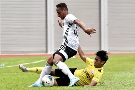 香港足球为何不行？从辉煌到没落，没人买票球员工资实在低图片