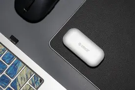 移动存储的未来，小体积大容量，这款迷你固态硬盘一定要了解下图片